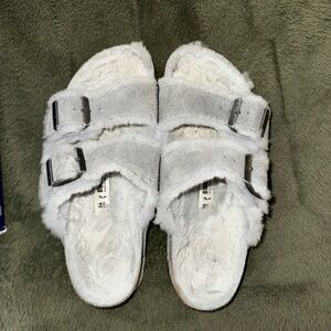Birkenstock strap sandal furry in a gray color size is euro 36/5.5 W
